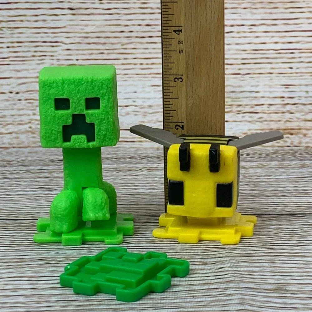 Minecraft Mini‎ Figures Creeper & Bee Set Toy Collectibles